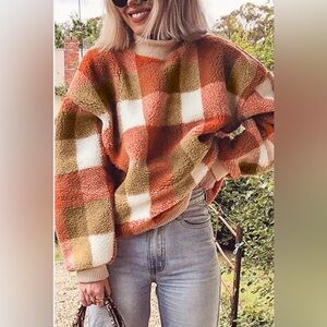 **NWT** Plaid Oversized Teddy Sweatshirt